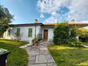 Villa in vendita a Carrara MS