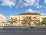 Villa in vendita a Cascina 390 mq Rif: 1289036