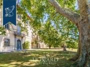 Villa in vendita a Cascina