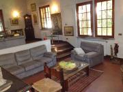 Villa in vendita a Cascina in Buono composto da 10vani