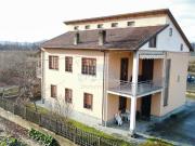 Villa in vendita a Castagnole delle Lanze AT