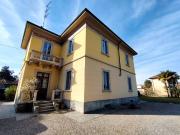 Villa in vendita a Castelletto Sopra Ticino NO