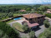 Villa in vendita a Castelnuovo Berardenga SI