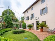 Villa in vendita a Castelnuovo Del Garda