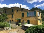 Villa in vendita a Castiglione Chiavarese GE