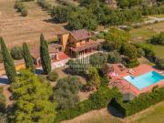 Villa in vendita a Castiglione Del Lago