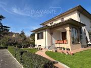 Villa in vendita a Castiglione Del Lago
