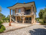 Villa in vendita a Castiglione del Lago PG