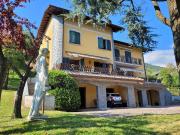 Villa in vendita a Castione della Presolana BG