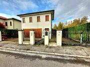 Villa in vendita a Ceregnano RO