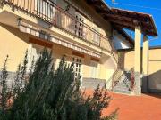 Villa in vendita a Ceresole Alba CN