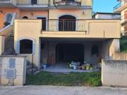 Villa in vendita a Cervaro