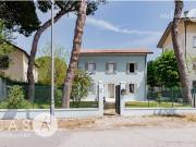 Villa in vendita a Cesenatico FC