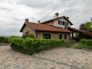 Villa in vendita a Cherasco