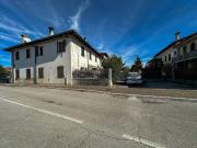 Villa in vendita a Chiopris Viscone UD