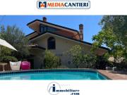 Villa in vendita a Città Sant'Angelo PE