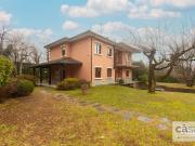 Villa in vendita a Clivio