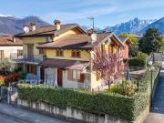 Villa in vendita a Colico LC