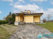 Villa in vendita a Colle Brianza