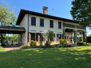 Villa in vendita a Curtatone MN