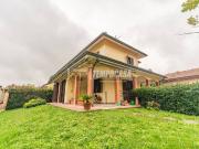 Villa in vendita a Cusago MI