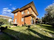 Villa in vendita a Desenzano Del Garda