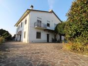 Villa in vendita a Dozza BO