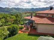 Villa in vendita a Fabriano AN