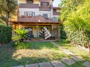 Villetta a schiera in vendita a Fiumicino RM