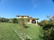 Villa in vendita a Foiano della Chiana AR