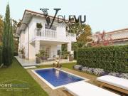 Villa in vendita a Forte dei Marmi, Centrale