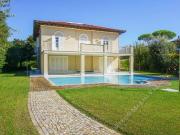Villa in vendita a Forte dei Marmi LU