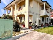 Villa in vendita a Forte dei Marmi LU