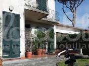 Villa in vendita a Forte dei Marmi LU