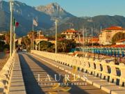 Villa in vendita a Forte dei Marmi LU