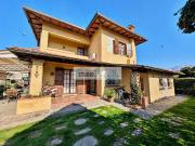 Villa in vendita a Forte dei Marmi LU