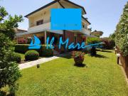 Villa in vendita a Forte dei Marmi LU