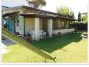 Villa in vendita a Forte dei Marmi LU