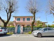 Villa in vendita a Forte dei Marmi LU