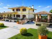 Villa in vendita a Frascati RM