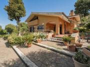 Villa in vendita a Frascati RM