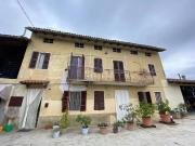 Villa in vendita a Frassineto Po AL