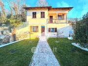 Villa in vendita a Gavirate