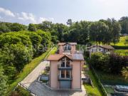 Villa in vendita a Gavirate VA