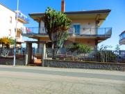 Villa in vendita a Giarre