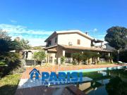 Villa in vendita a Giugliano in Campania NA