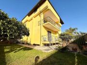 Villa in vendita a Giugliano in Campania NA