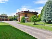 Villa in vendita a Guanzate CO