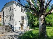 Villa in vendita a Isola del Gran Sasso d'Italia TE