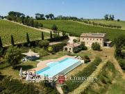 Villa in vendita a Jesi AN